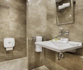 King Room - Mobility Access