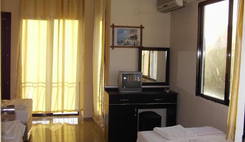 Triple Room with Balcony
