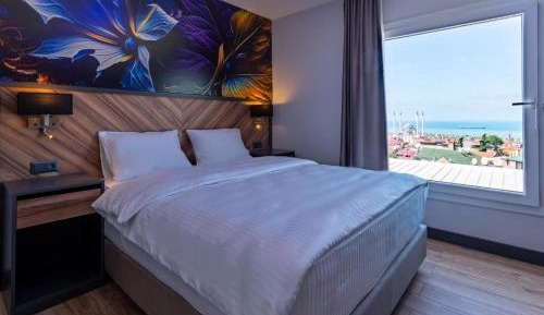 Studio with Sea View