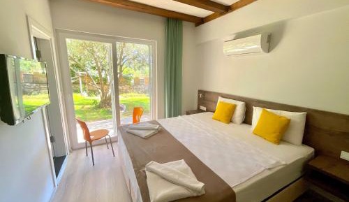 Economy Double or Twin Room