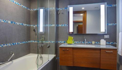 King Deluxe Room with Sun Deck
