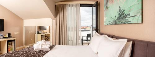 Double Room with Terrace