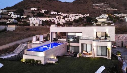 Deluxe Villa
