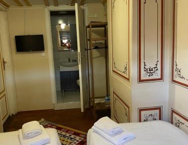 Economy Twin Room