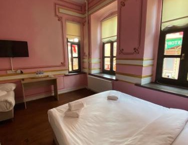 Basic Triple Room