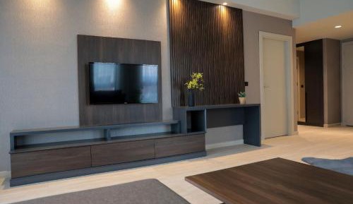 Deluxe King Suite