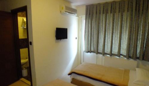 Triple Room with View