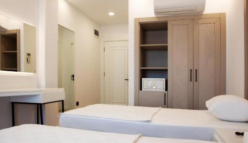 Twin Room with Balcony