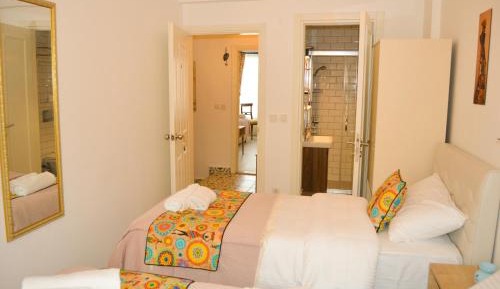 Triple Room with Garden View
