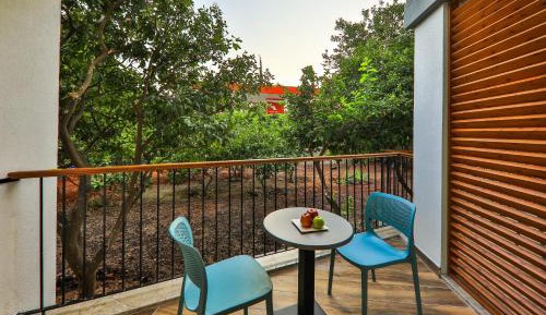 Superior Double Room with Garden View