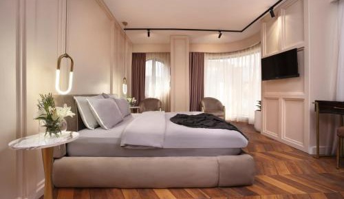 Corner Room