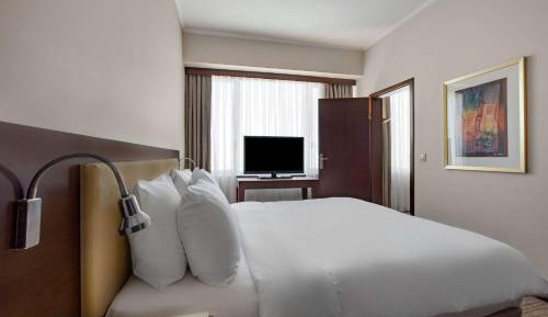 Suite with City View