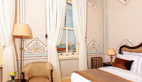 King Suite with Sea View