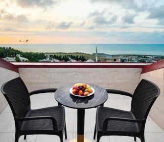 Triple Room with Terrace and Sea View