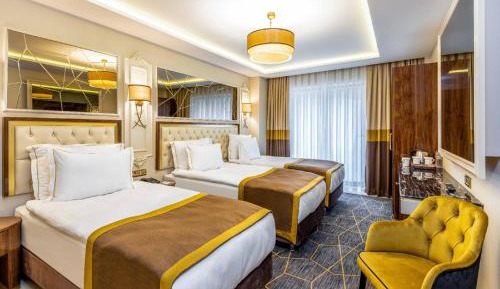 Deluxe Triple Room