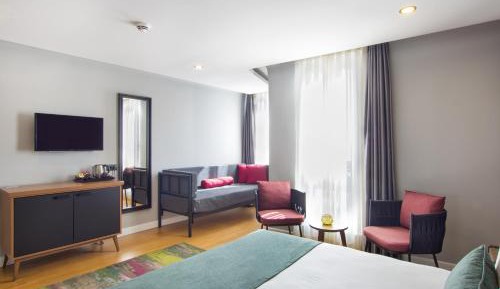 Superior Triple Room with Sea View