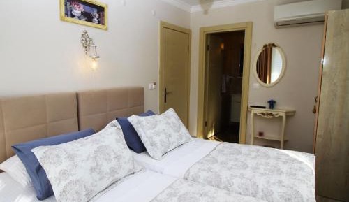 Deluxe Double Room with Two Double Beds