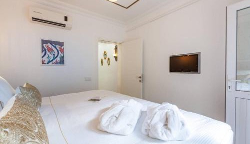 Junior Suite - Annex A Block