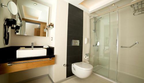 Standard Double or Twin Room with Garden View