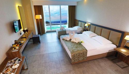 Suite with Sea View