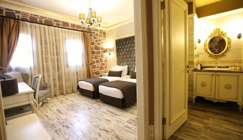 Superior Triple Room