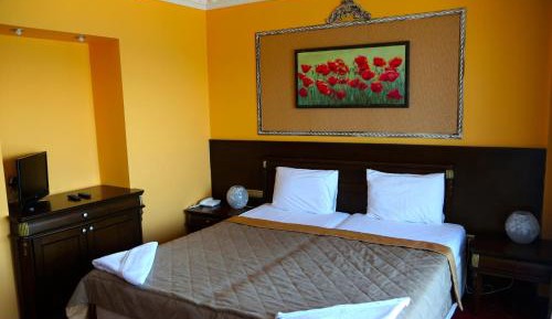 Deluxe Twin Room with Sea View