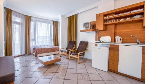 Panoramic Deluxe Suite