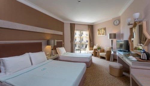Standard Room with Land View