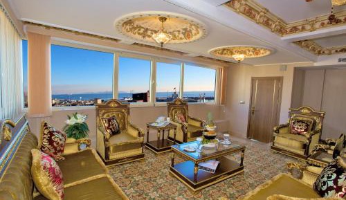 Deluxe Family Room with Sea View