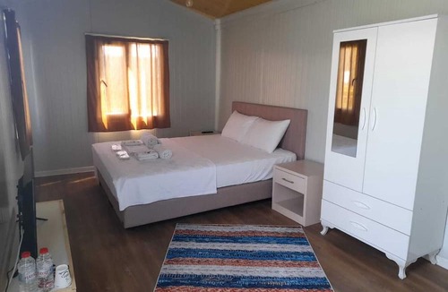 Cesme Hotel | Mes Mudita