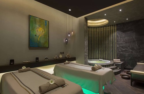 Kadikoy Hotel | Hilton Istanbul Kozyatagi