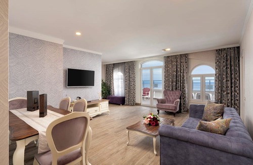 Kemer Resort | Orange County Kemer