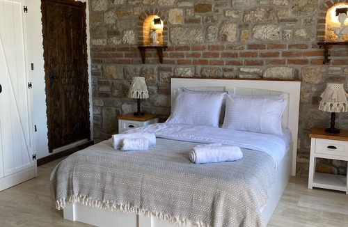Yenifoca Hotel | Ionia Liberty Stone Hotel