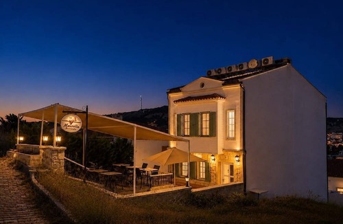 Bozcaada Hotel | Mavrella Bozcaada