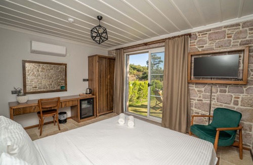 Ayvalik Hotel | Leone Natural Otel