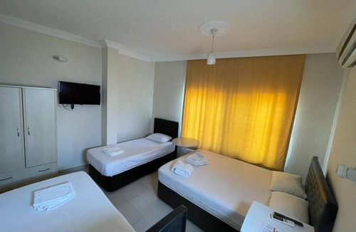 Aydincik Hotel | Ünlü Konaklama Kafe