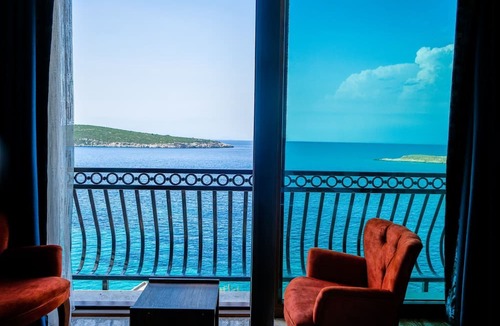 Karaburun Hotel | AKVARYUM BUTİK OTEL KARABURUN