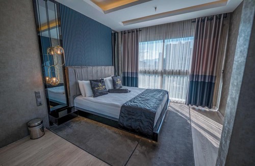 Bayraklı Hotel | MARLEN HOTEL BAYRAKLI