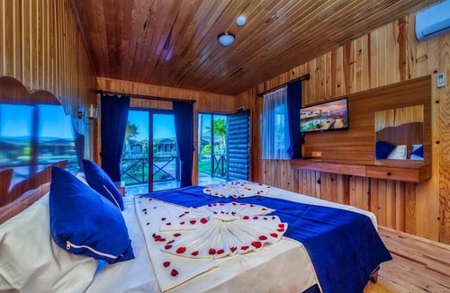 Seki Hotel | Lord Marina Hotel & Bungalows