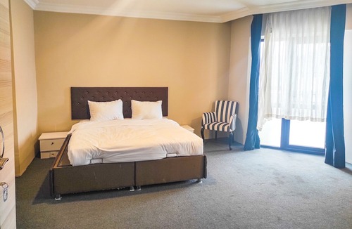 Bolu Hotel | Bolu Lagoon City Hotel