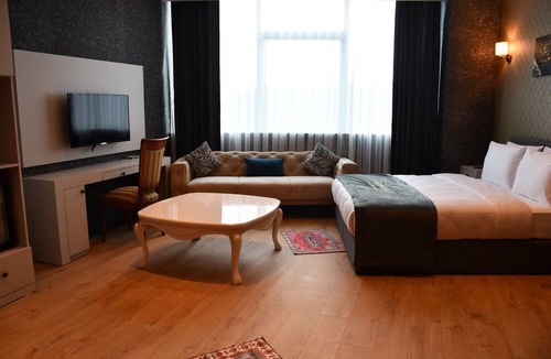 Cekmekoy Hotel | HMZ Luxury Hotel