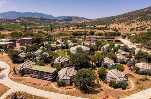 Yunusemre Hotel | Obasya Kirsal Konaklama Tesisi