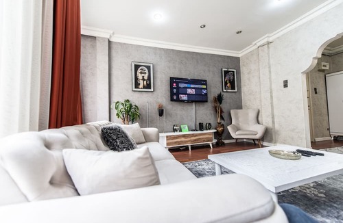 Talimhane Apartment | Taksim Square - Best Location