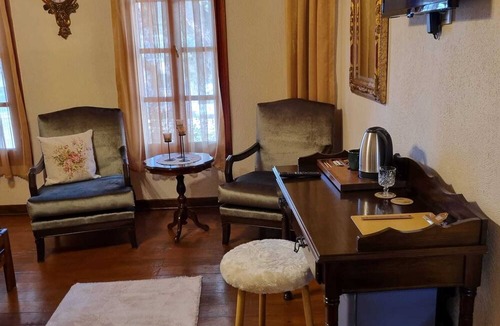 Ayvalik City Center House | Olivia 1845 Guest House