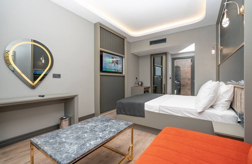 Maltepe Hotel | 216 Ruby Suite
