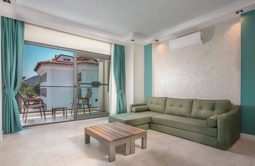 Icmeler City Center Hotel | The Ivy Suites