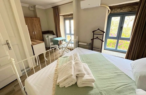 Hacımemis Hotel | Via Otel Alaçatı