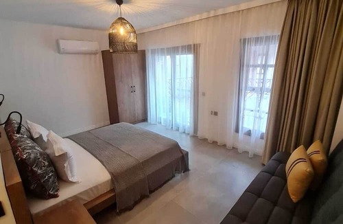 Akyaka City Center Hotel | Otel Arın
