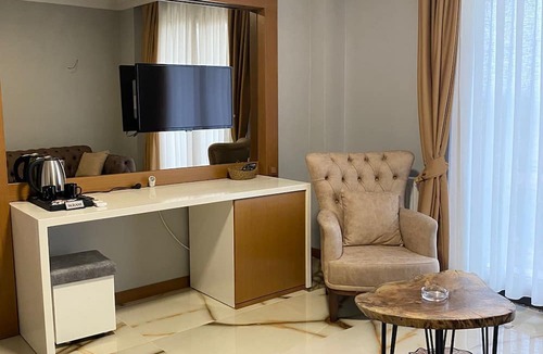 Buyukcekmece Hotel | The Second House