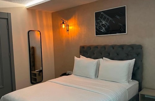 Maltepe Hotel | Monezza Maltepe Rezidans
